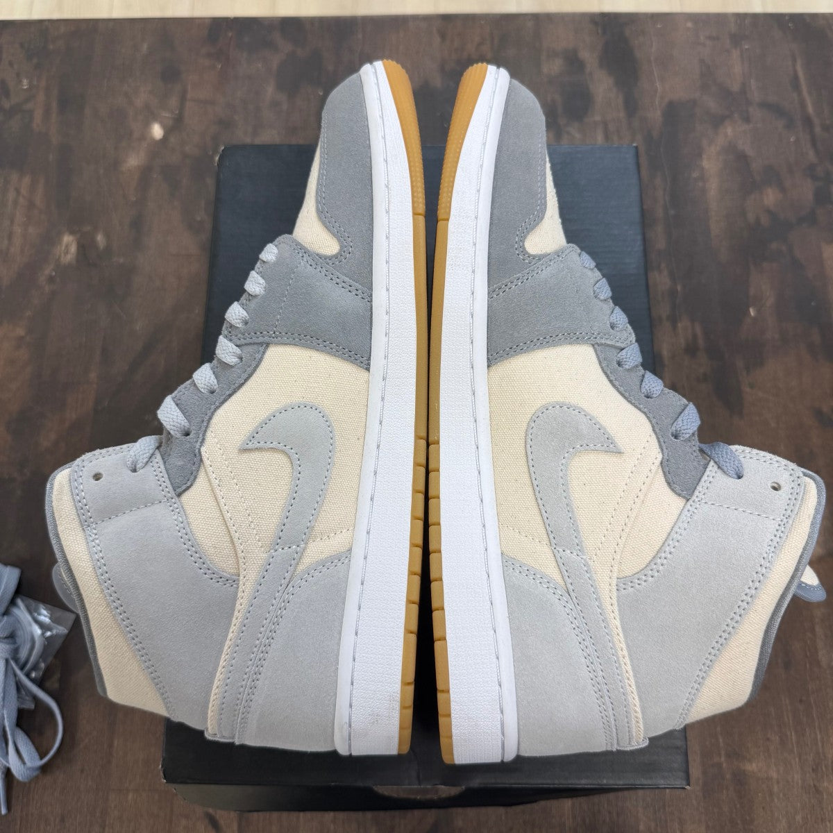 Jordan 1 Mid SE Coconut Milk Particle Grey - Image 4
