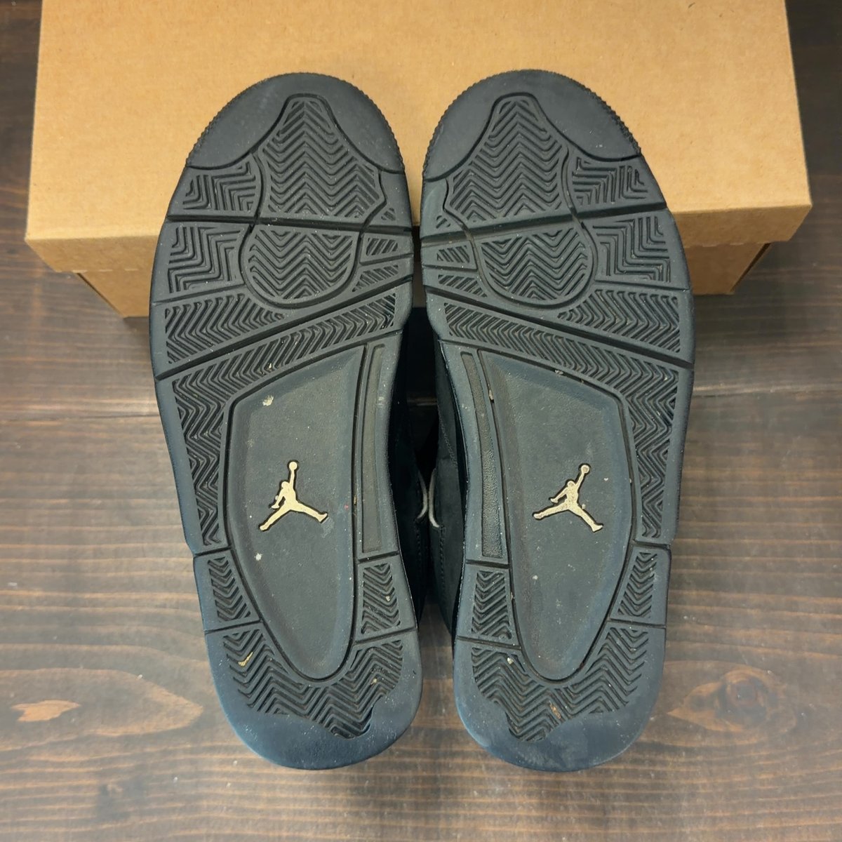 Jordan 4 Retro Black Cat (2020) Size 8.5 (Pre-Owned) - aux