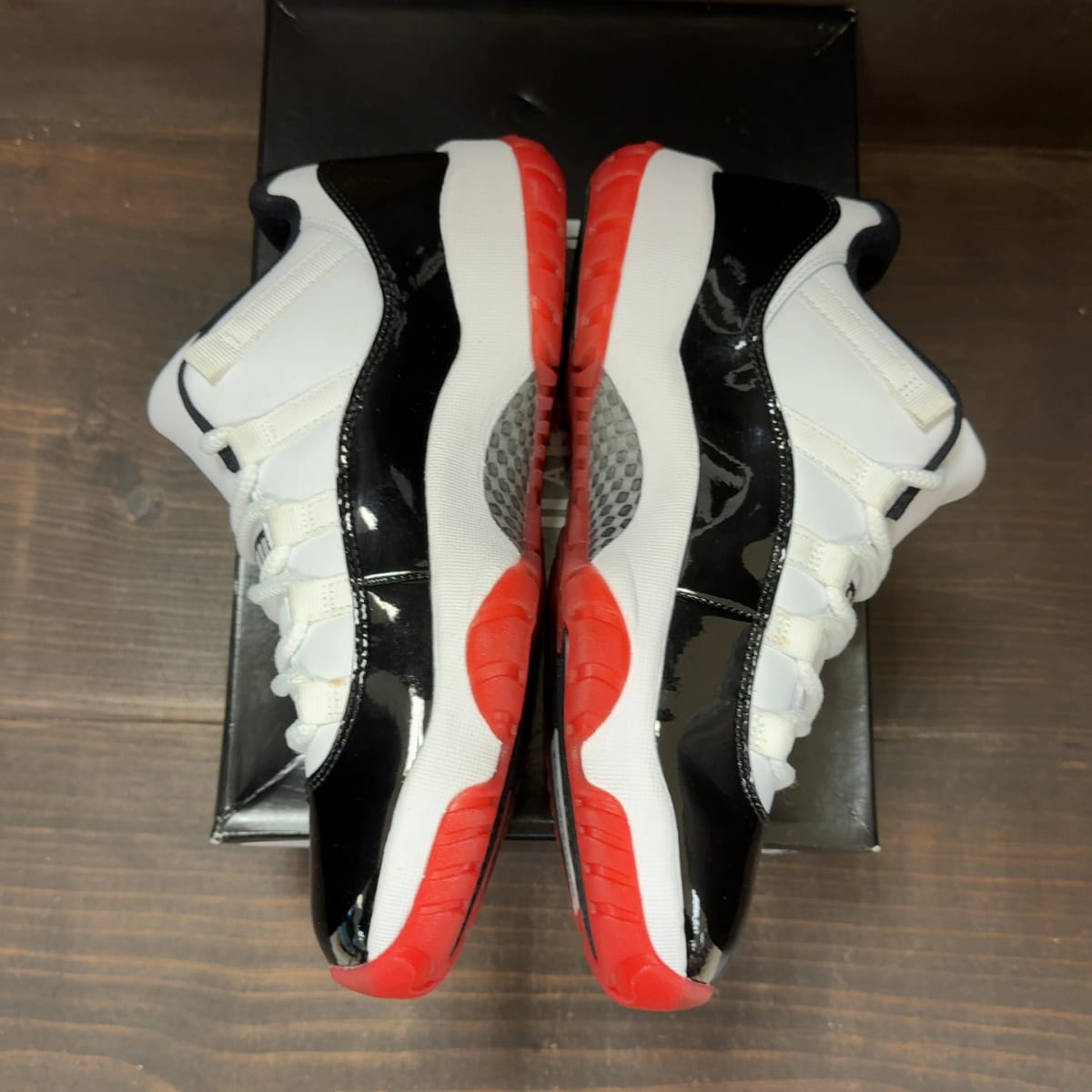 Jordan 11 Retro Low Concord Bred Size 8 (Pre-Owned) - aux