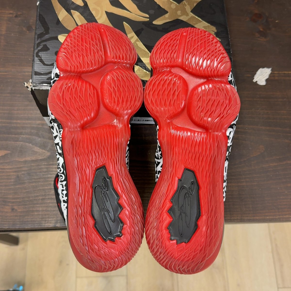 Nike LeBron 4 Graffiti NYC (2006) Size 11 (Pre-Owned) - aux