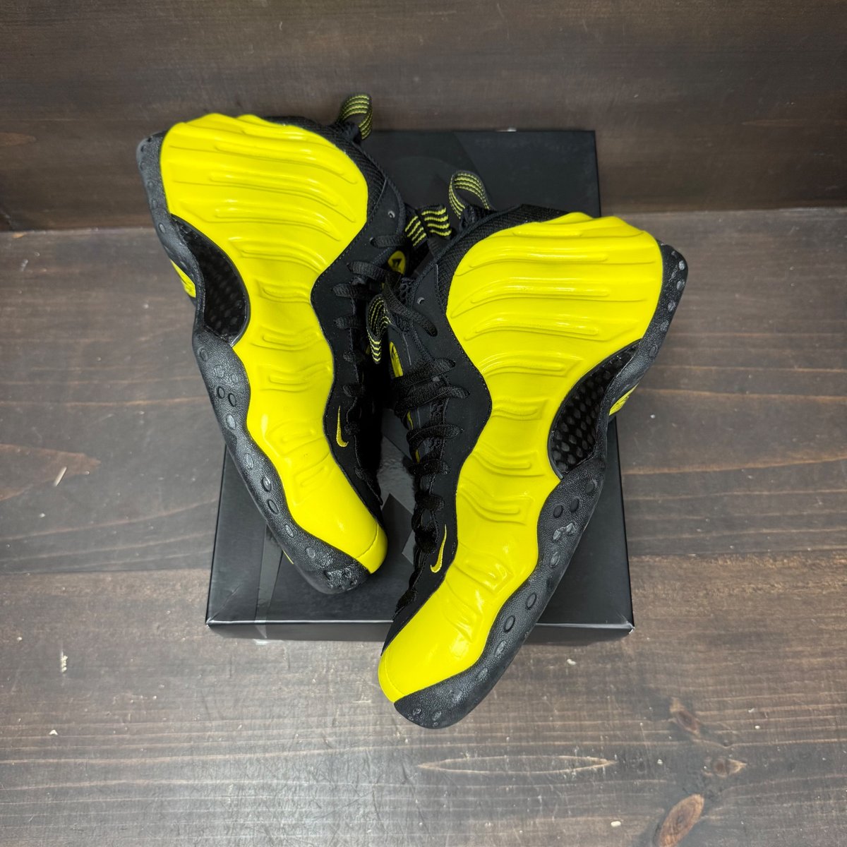 Nike Air Foamposite One Wu-Tang Optic Yellow Size 9 (Pre-Owned) - tag