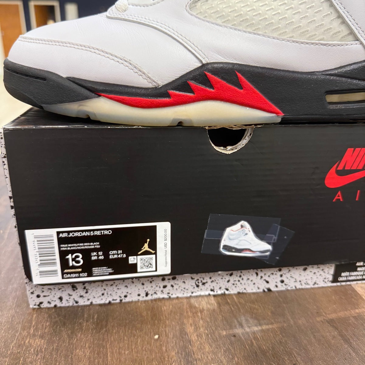 Jordan 5 Retro Fire Red Silver Tongue (2020) - Image 4