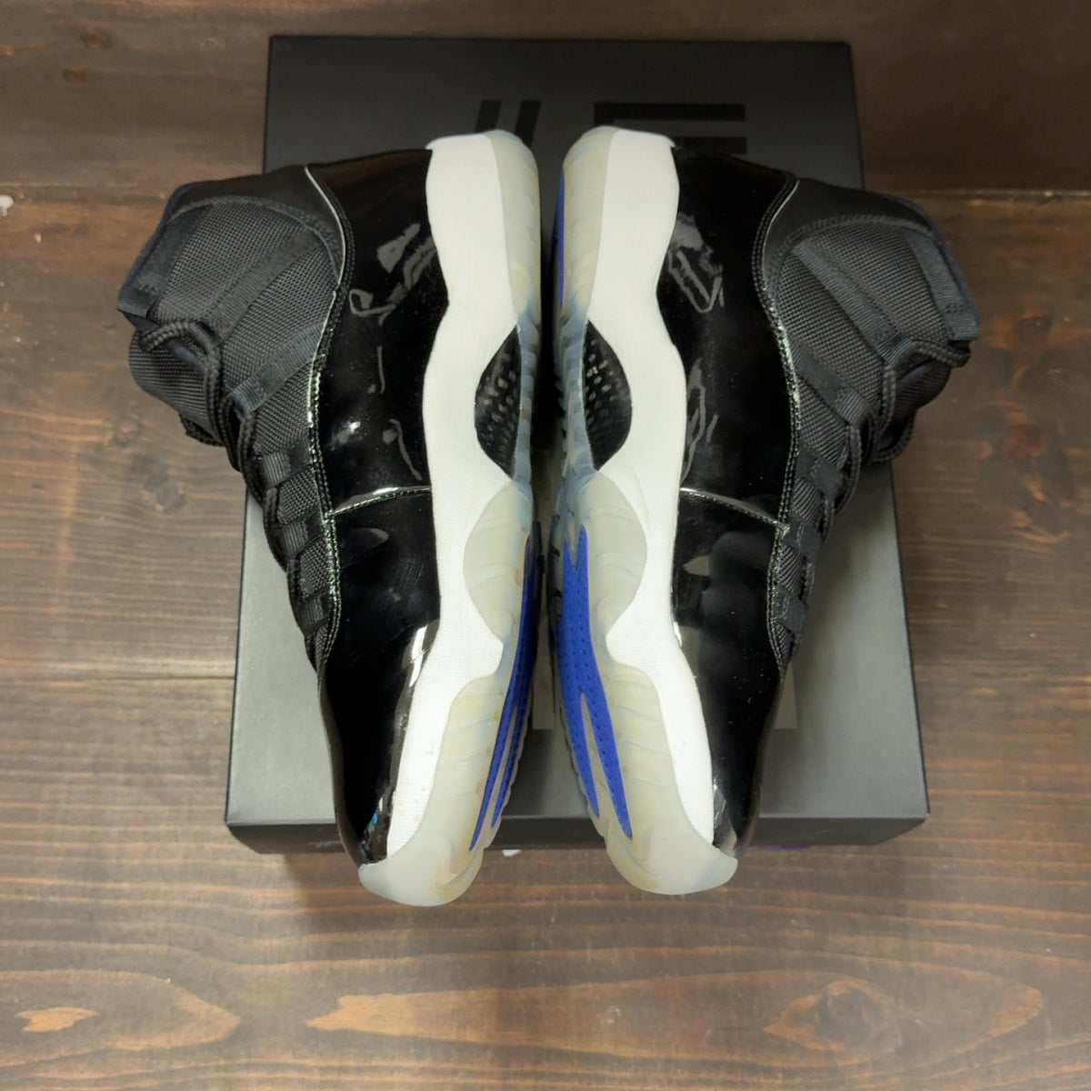 Jordan 11 Retro Space Jam (2016) - Image 4