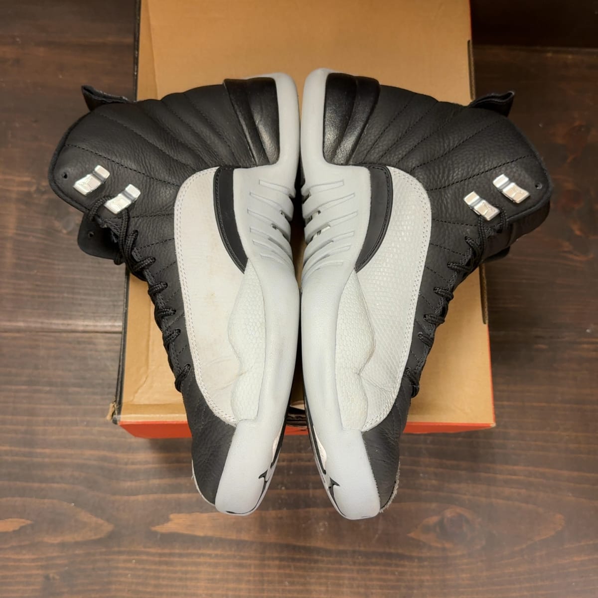 Jordan 12 Retro Barons Size 8.5 (Pre-Owned) - aux