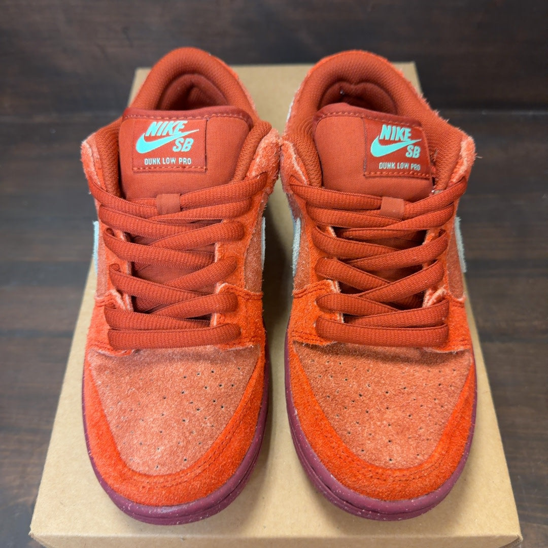 Nike SB Dunk Low Mystic Red Rosewood Size 5 (Pre-Owned) - Image 3