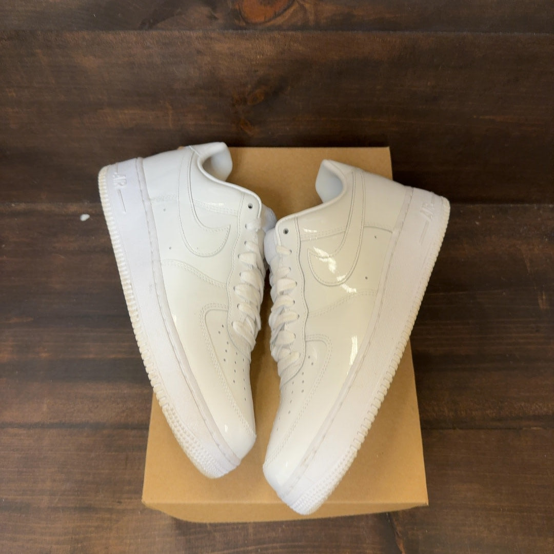 Nike Air Force 1 Low '07 Premium White Patent Size 9.5 (Pre-Owned) - Image 2
