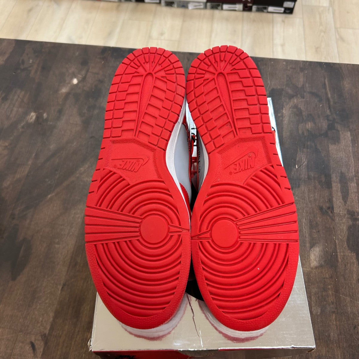 Nike Dunk Low Off-White University Red - Image 5