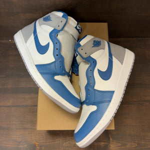 Jordan 1 Retro High OG True Blue Size 10.5 (Pre-Owned) - Image 2