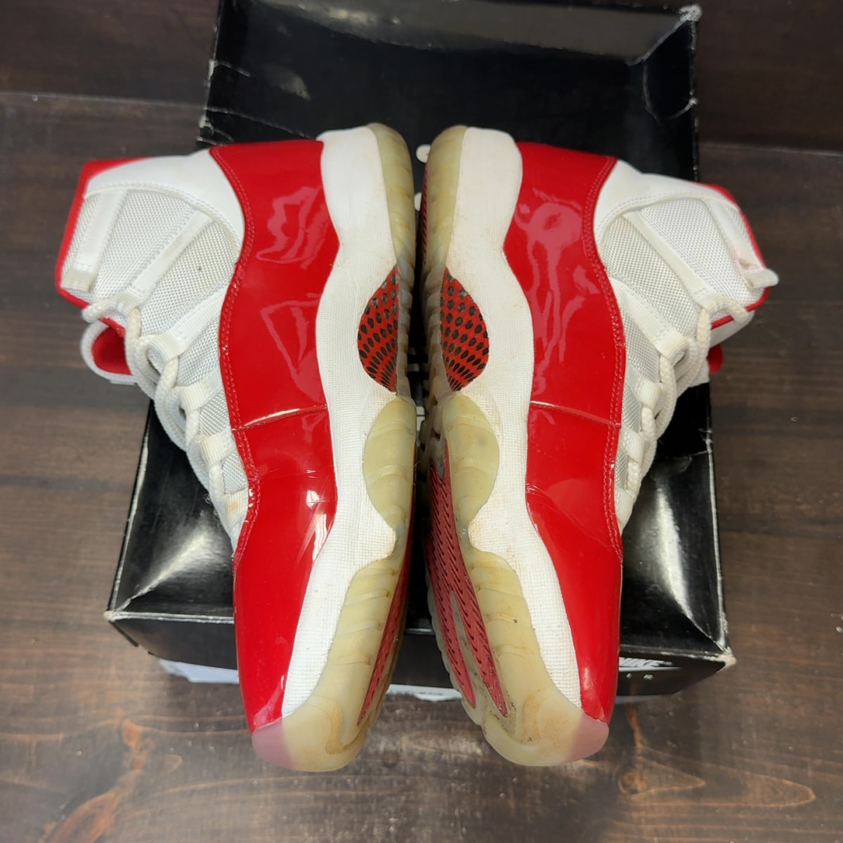 Jordan 11 Retro Cherry (2022) Size 10.5 (Pre-Owned) - Image 4