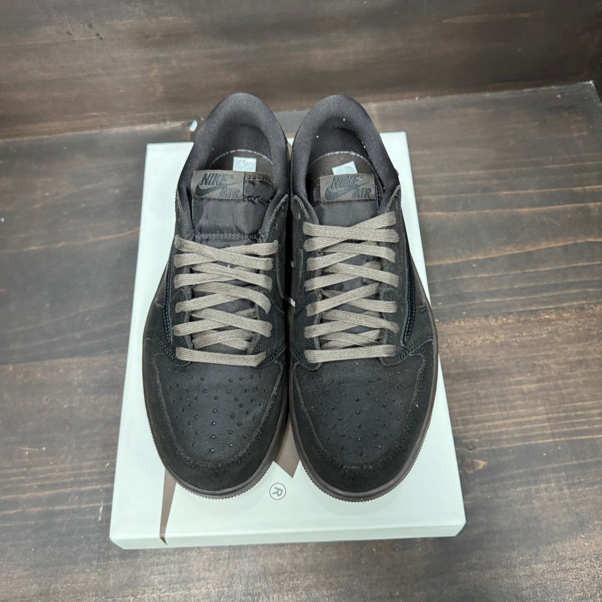 Jordan 1 Retro Low OG SP Travis Scott Velvet Brown - Image 3