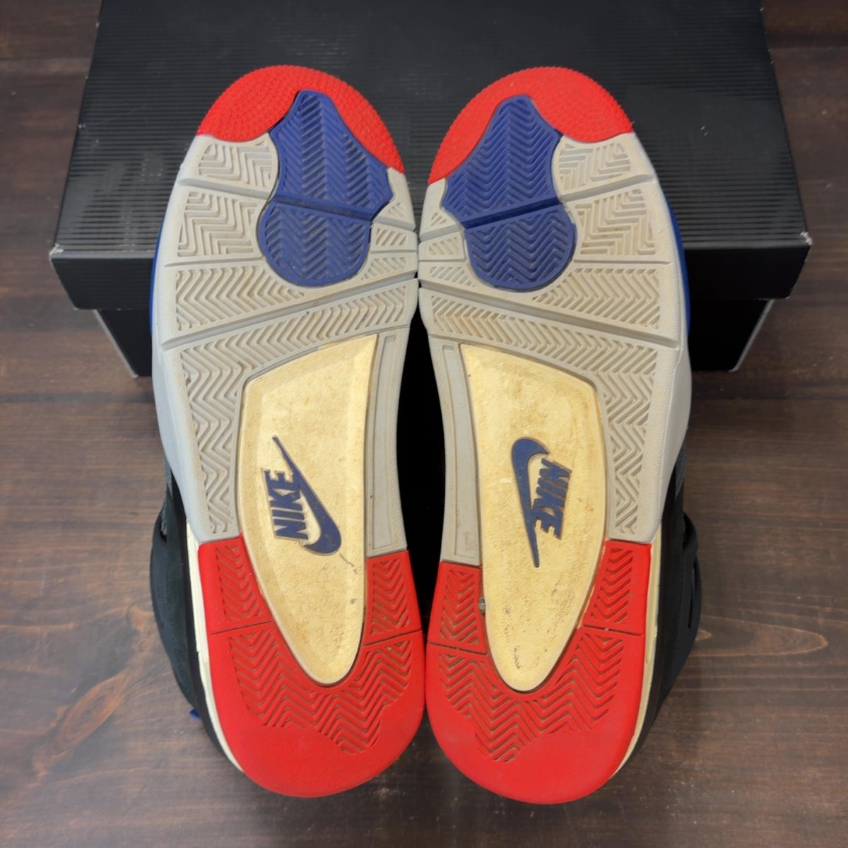 Jordan 4 Retro Rare Air (Gold Lettering) Size 12 (Pre-Owned) - Image 6