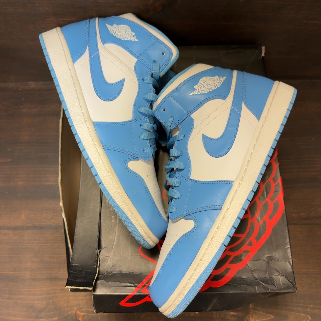 Jordan 1 Retro Mid UNC - Image 2
