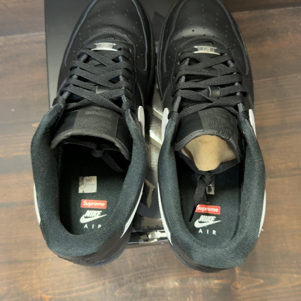 Nike Air Force 1 Low Supreme Black White - Image 5