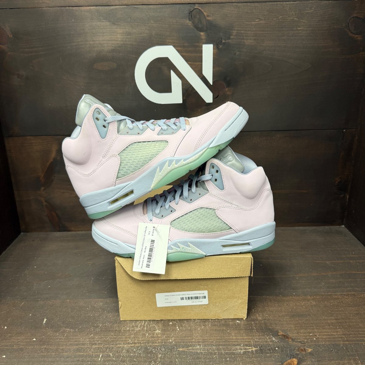 Jordan 5 Retro Easter (2022) Size 12.5 (Pre-Owned) - front