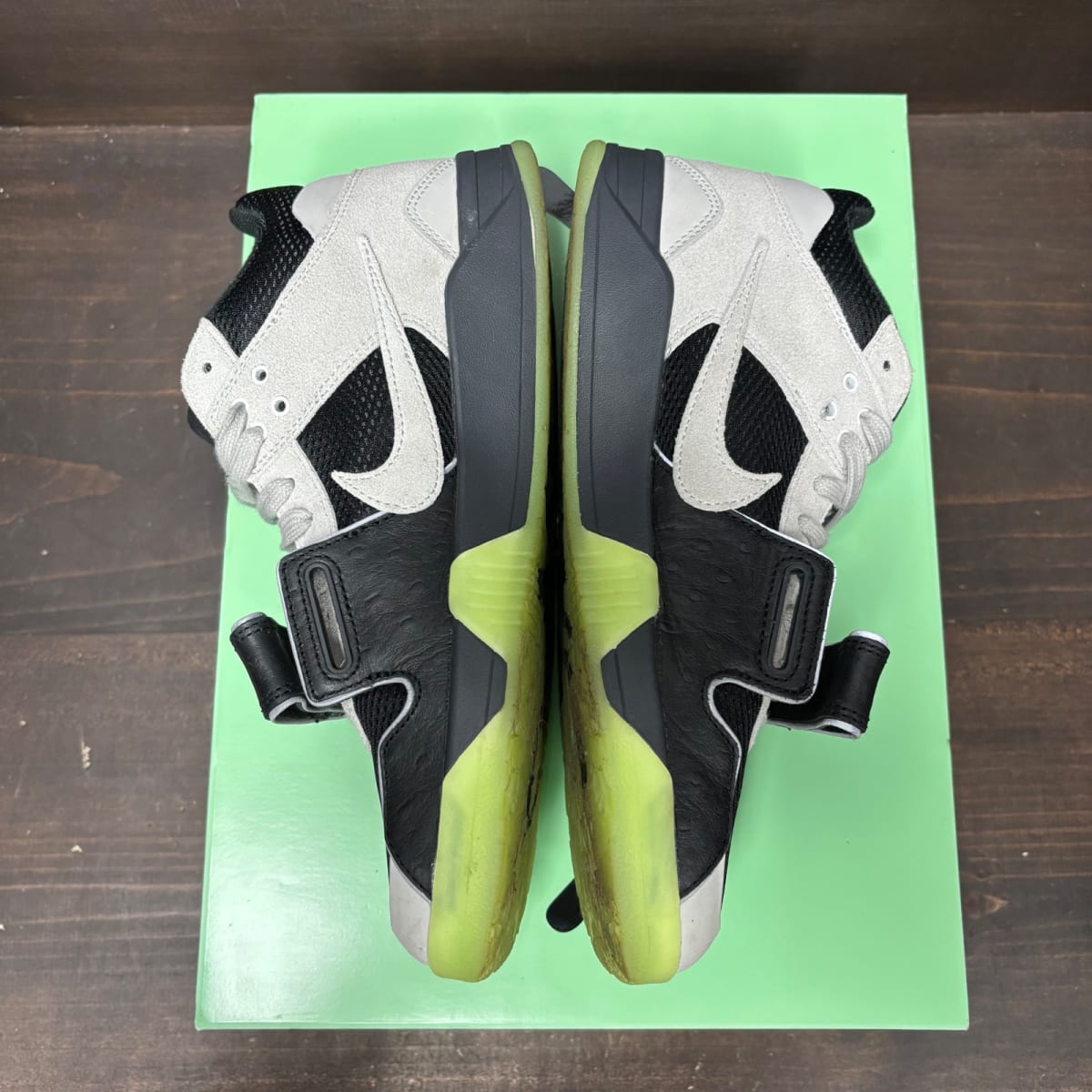 Jordan Jumpman Jack TR Travis Scott x Chase B Black Night Silver Size 9 (Pre-Owned) - tag