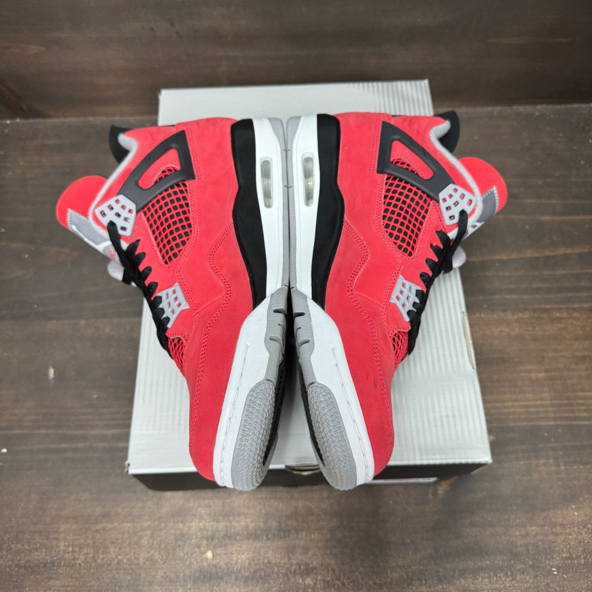 Jordan 4 Retro Toro Bravo (2026) - Image 4