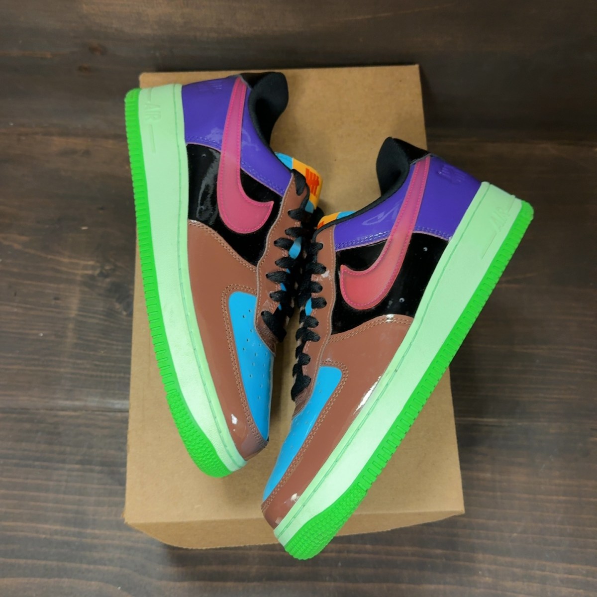 Nike Air Force 1 Low SP Undefeated Multi-Patent Wild Berry Size 8 (Pre-Owned) - Image 2