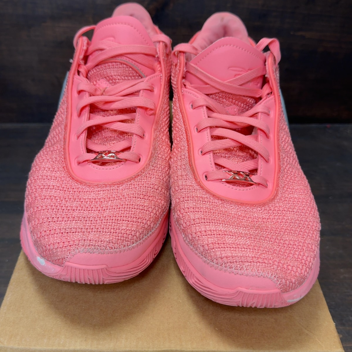 Nike LeBron 20 Pink Diamond Size 12 (Pre-Owned) - Image 3