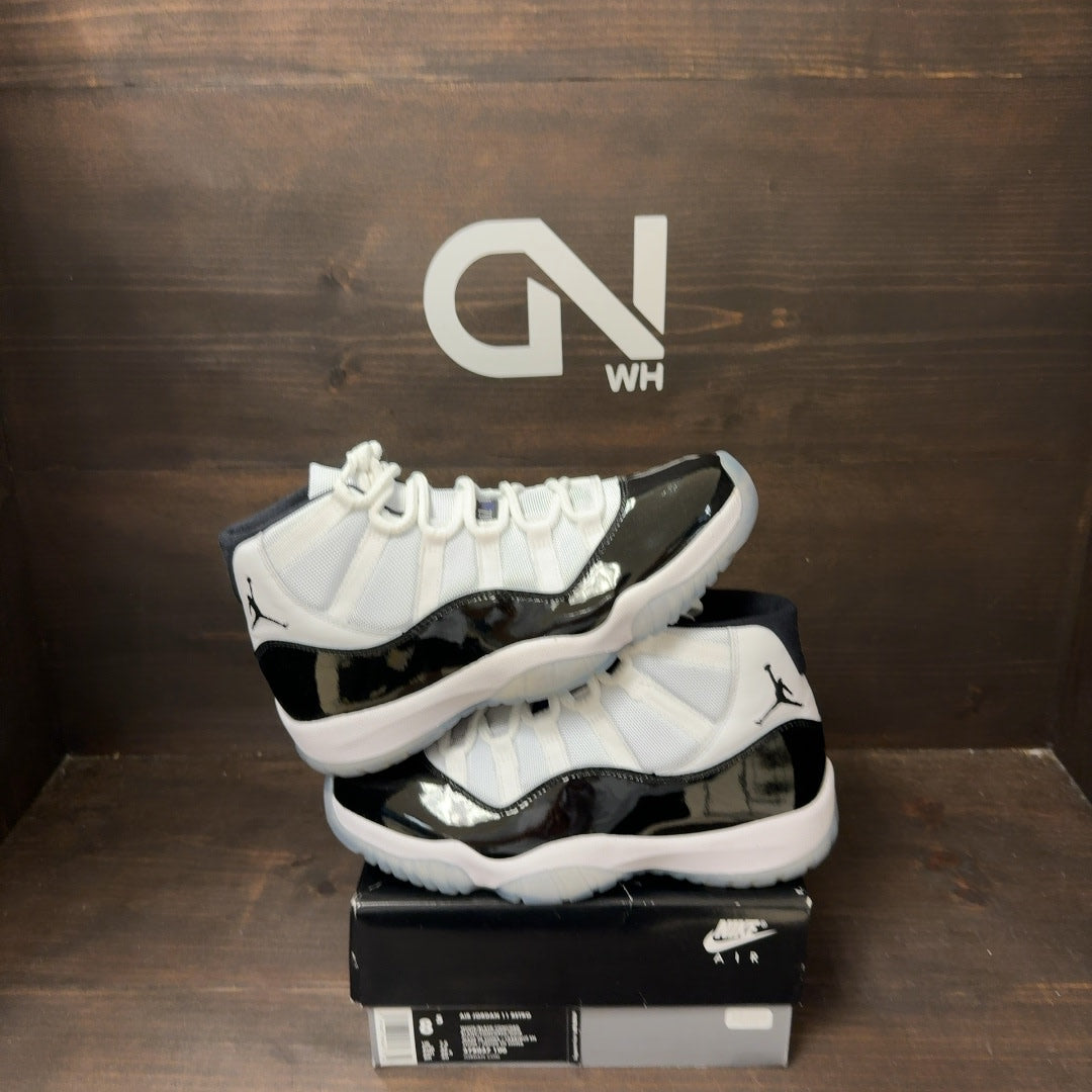 Jordan 11 Retro Concord (2018) Size 8.5 (Pre-Owned)
