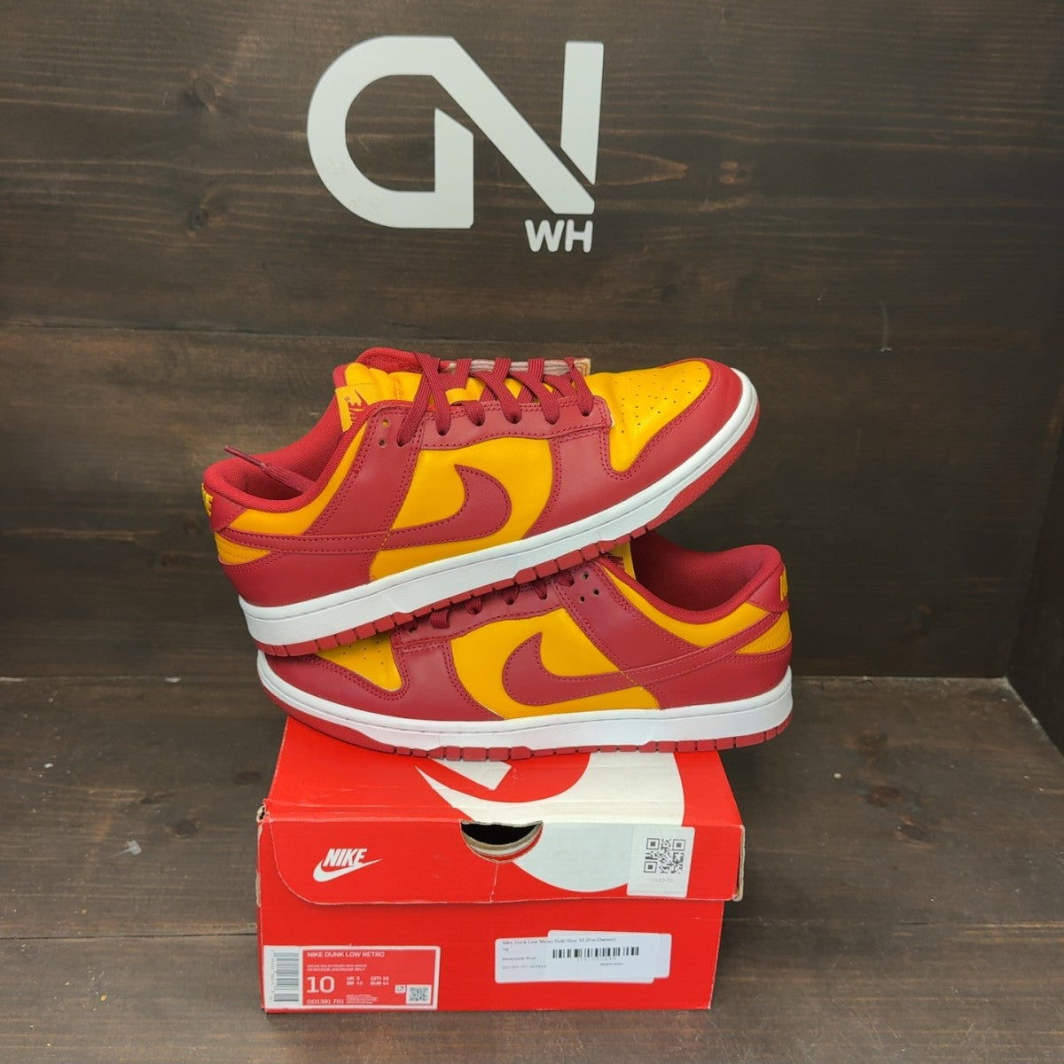 Nike Dunk Low Midas Gold - Image 1