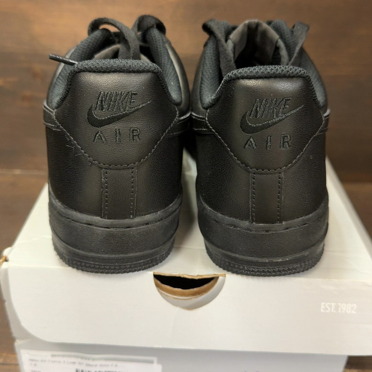 Nike Air Force 1 Low '07 Black Size 7.5 - aux