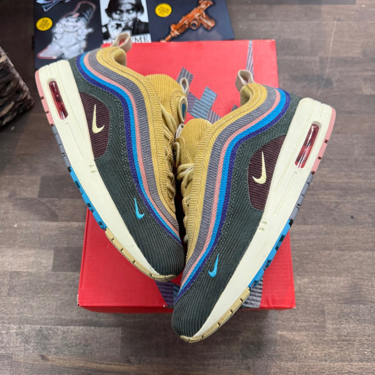 Nike Air Max 1/97 Sean Wotherspoon (Extra Lace Set Only) Size 8 (Pre-Owned) - Image 1