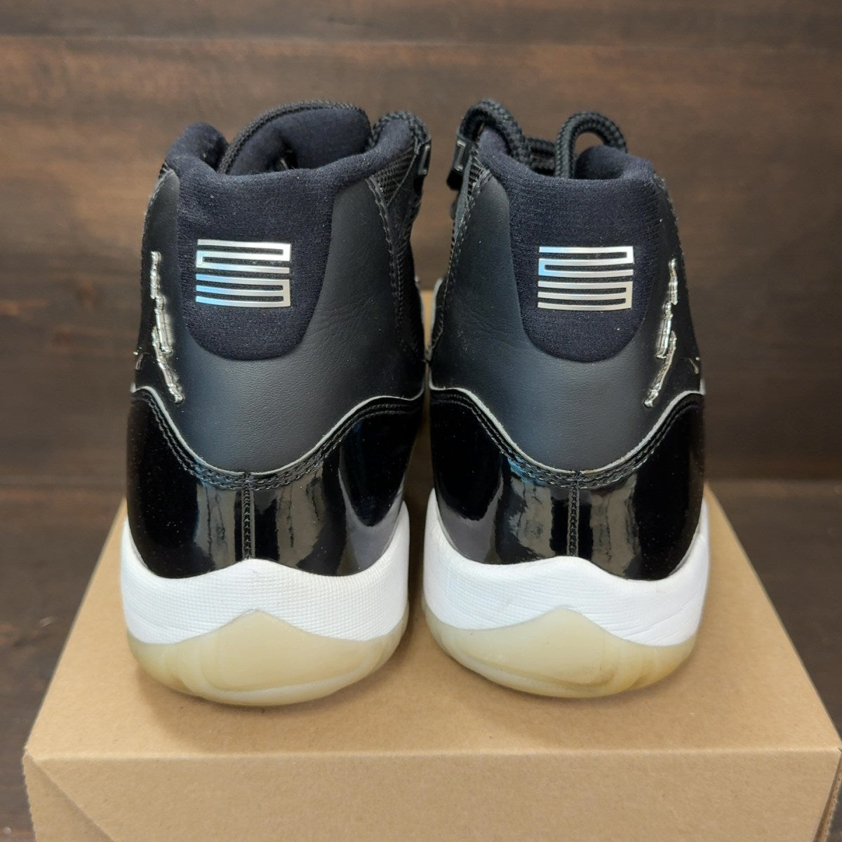 Jordan 11 Retro Jubilee 25th Anniversary Size 10 (Pre-Owned) - Image 5