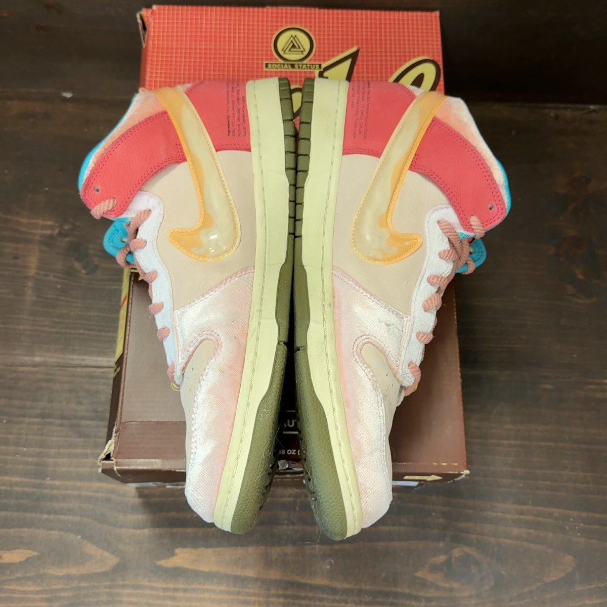 Nike Dunk Mid Social Status Free Lunch Strawberry Milk - Image 4