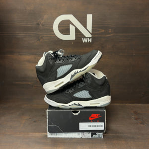 Jordan 5 Retro Moonlight (2021) (GS) Size 5Y (Pre-Owned) - front