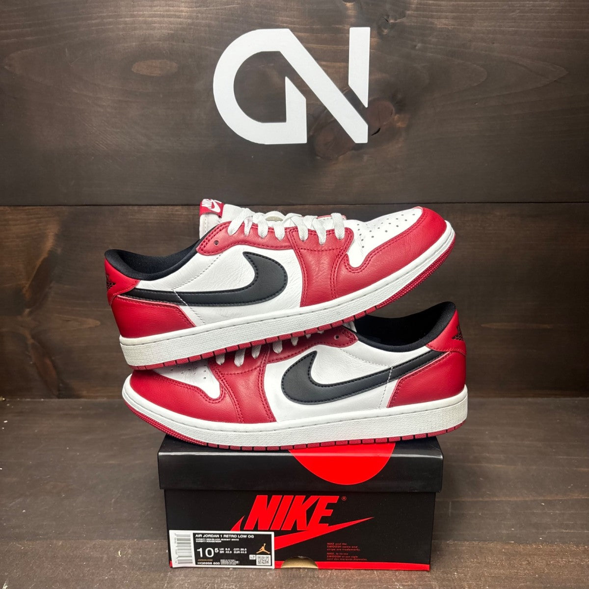 Jordan 1 Retro Low OG Chicago (2025) Size 10.5 (Pre-Owned) - Image 1