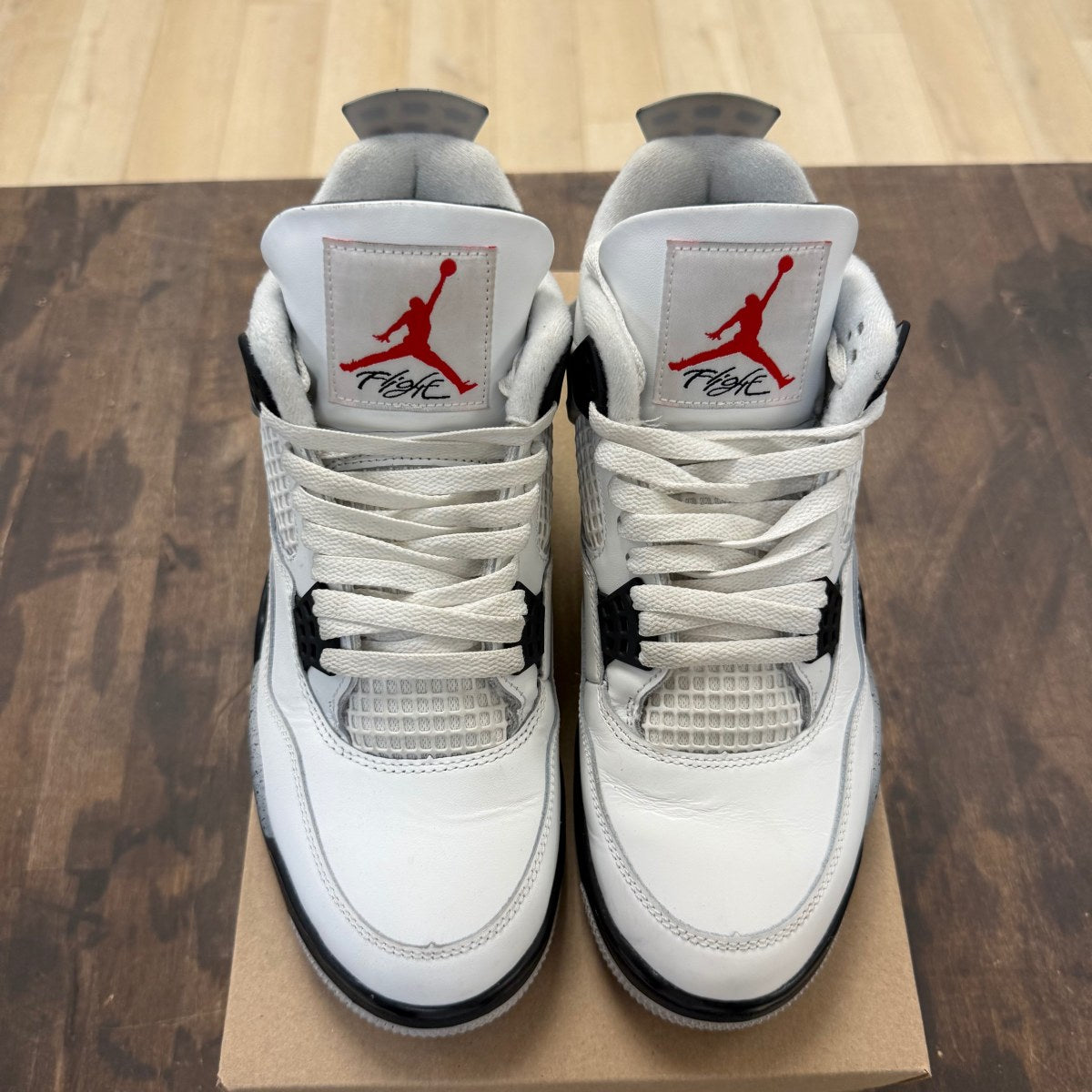 Jordan 4 Retro White Cement (2025) Size 9.5 (Pre-Owned) - Image 2