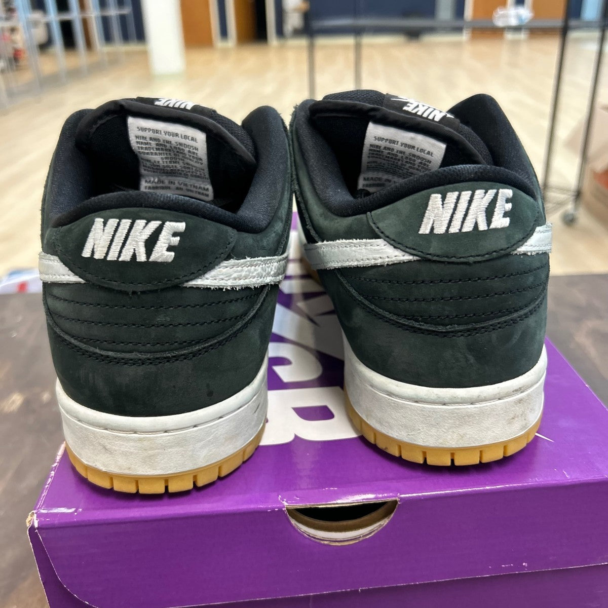 Nike SB Dunk Low Pro Black Gum - Image 4