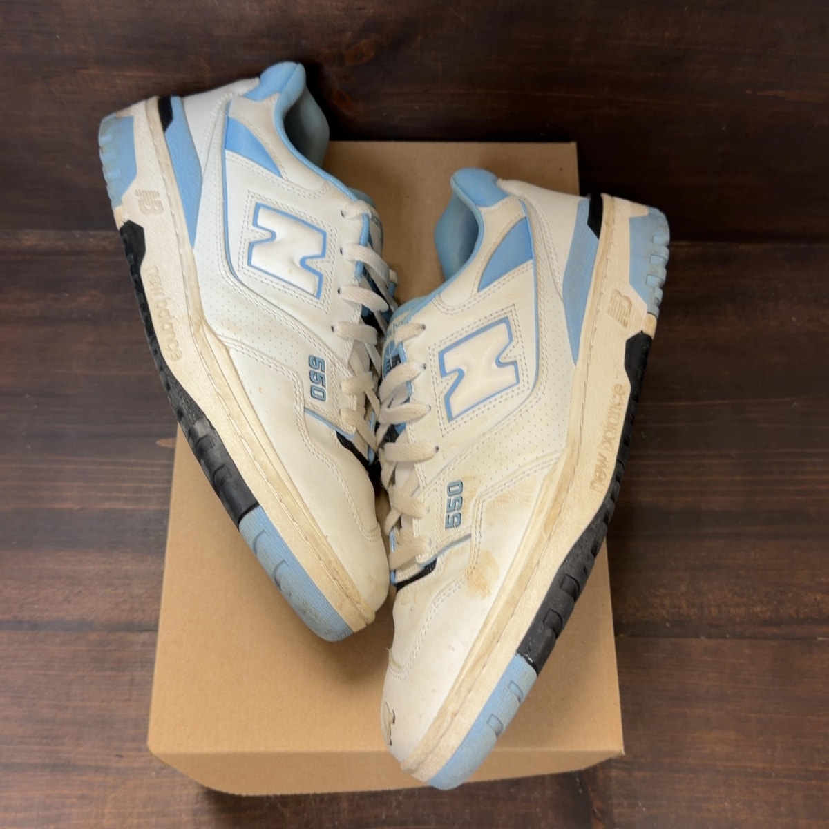 New Balance 550 UNC White University Blue Size 11.5 (Pre-Owned) - Image 2