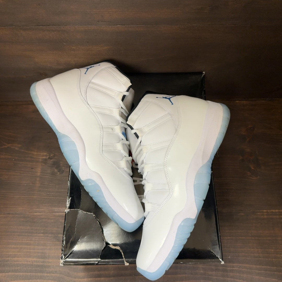 Jordan 11 Retro Legend Blue (2024) Size 12 (Pre-Owned)