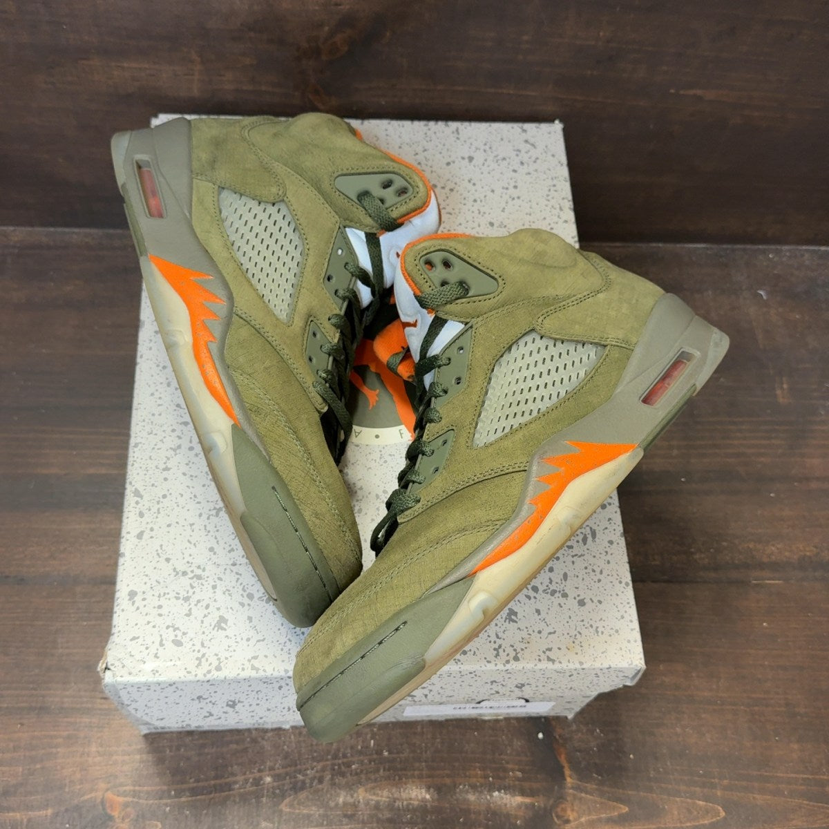 Jordan 5 Retro Olive (2024) - Image 2