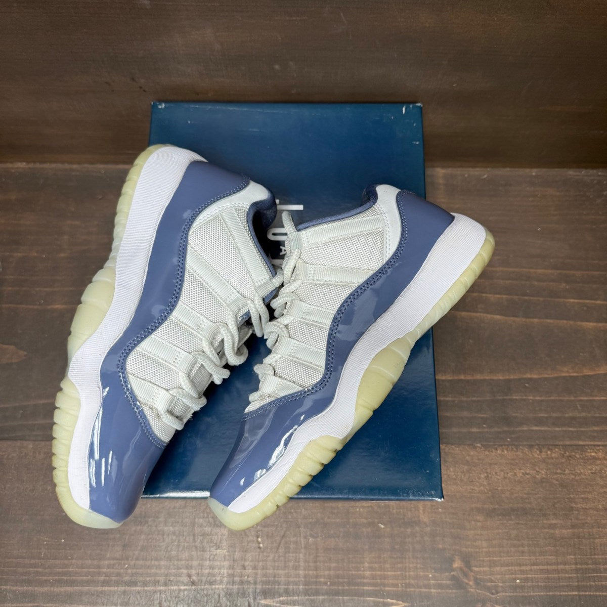 Jordan 11 Retro Low Diffused Blue (GS) - Image 4