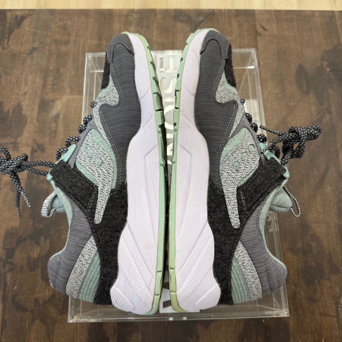 Saucony Grid 9000 END White Noise Size 9.5 (Pre-Owned) - Image 4