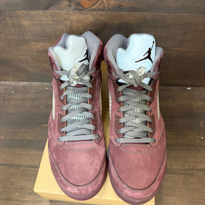 Jordan 5 Retro Burgundy (2023) Size 13 (Pre-Owned) - Image 2