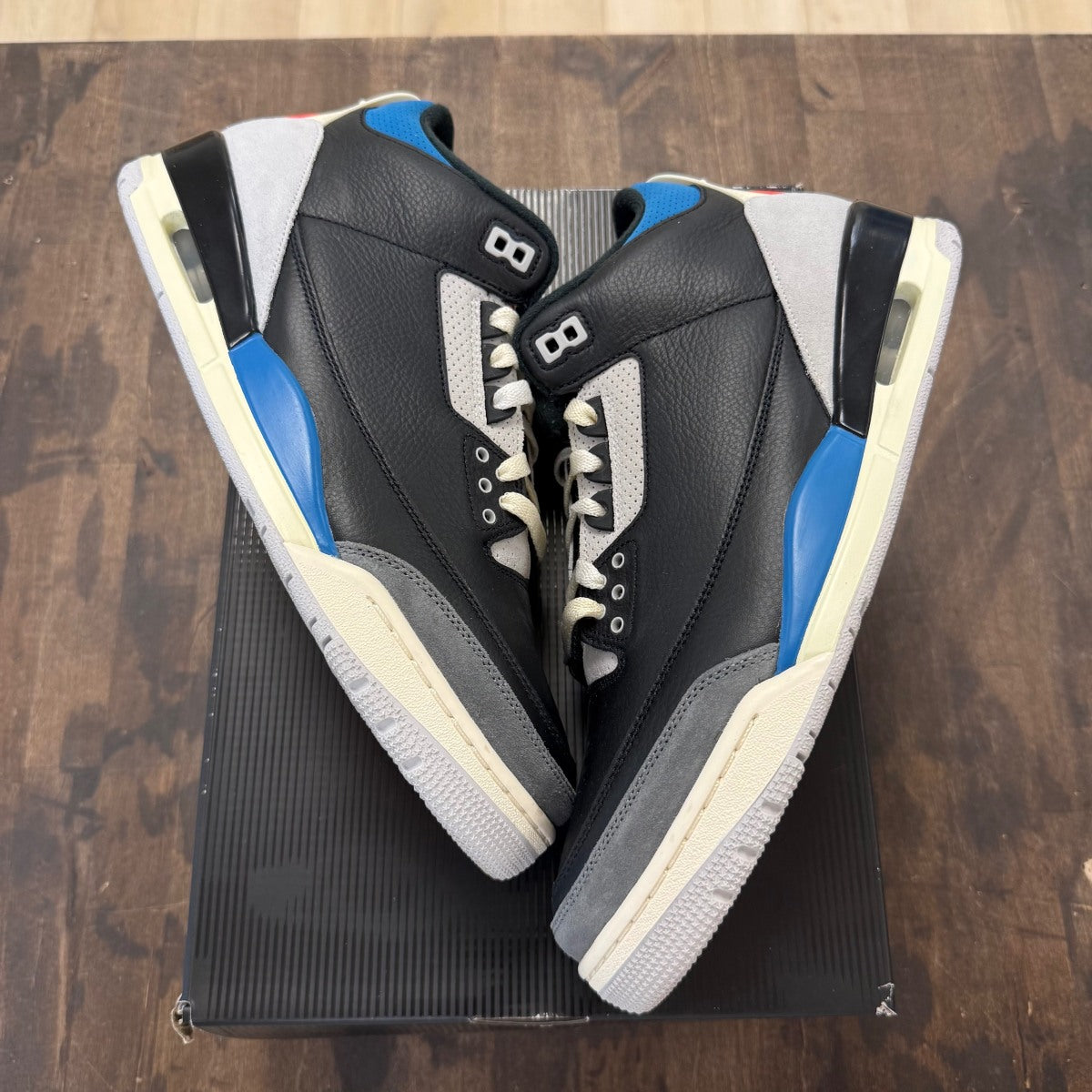 Jordan 3 Retro OG Rare Air - Image 1