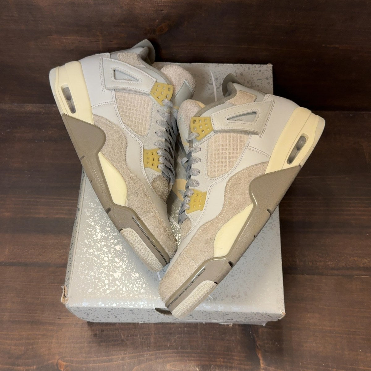 Jordan 4 Retro SE Craft Photon Dust - Image 2