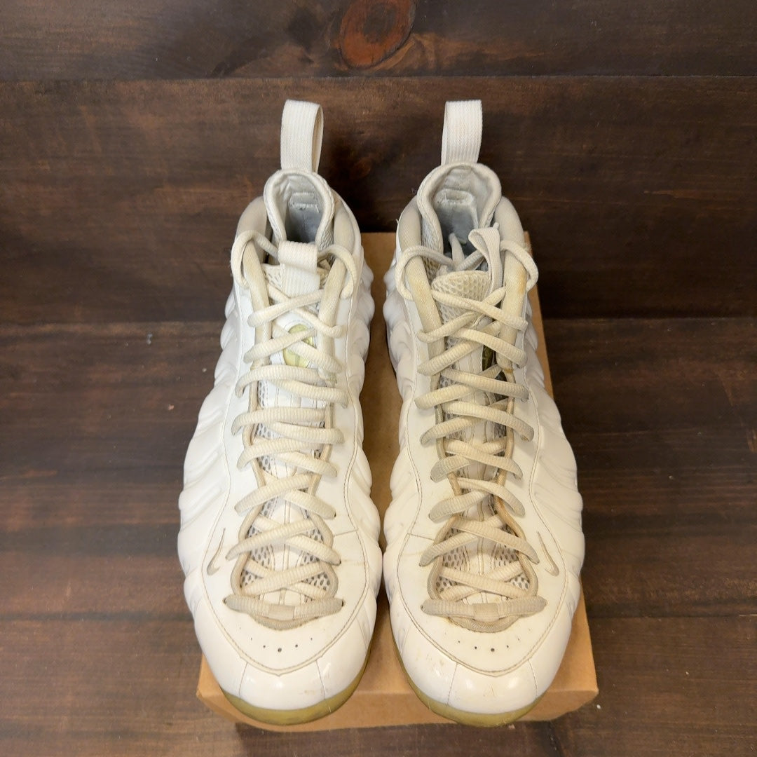 Nike Air Foamposite One White Out Size 12 (Pre-Owned) - Image 3