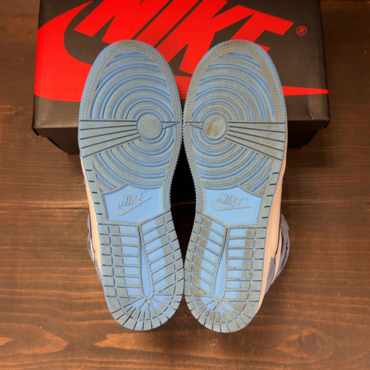 Jordan 1 Retro High OG University Blue (GS) Size 7Y (Pre-Owned) - aux
