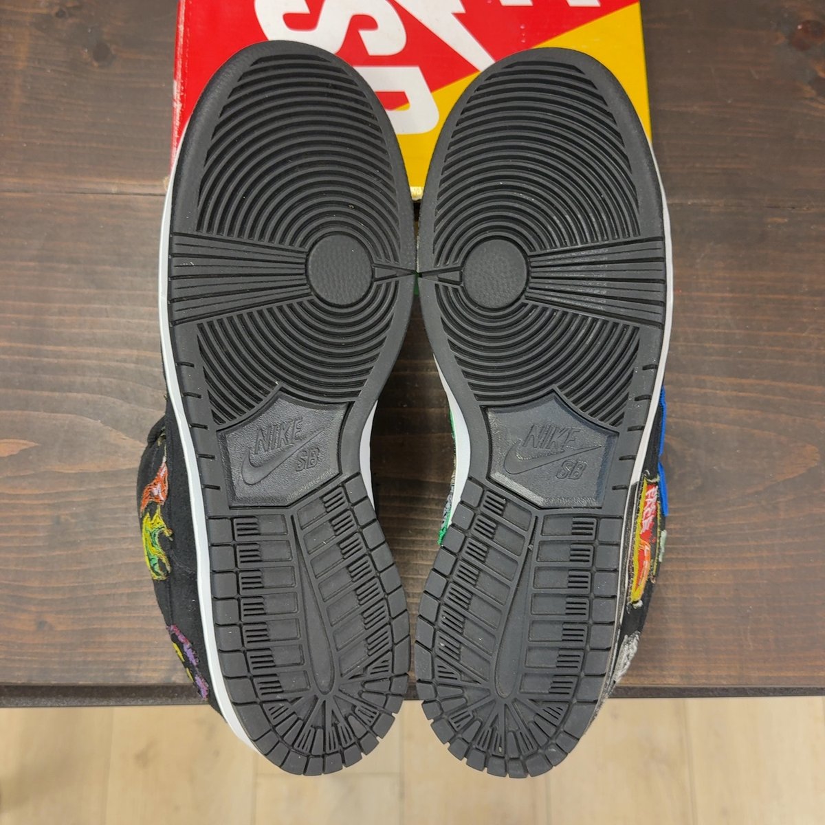 Nike SB Dunk Low Pro QS Neckface Size 12 (Pre-Owned) - aux