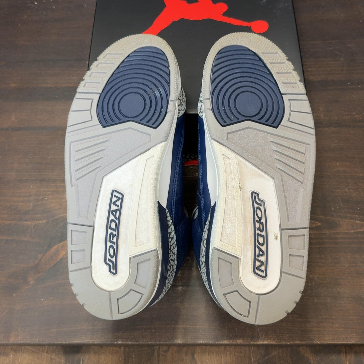 Jordan 3 Retro Georgetown (2021) Size 9 (Pre-Owned) - Image 7