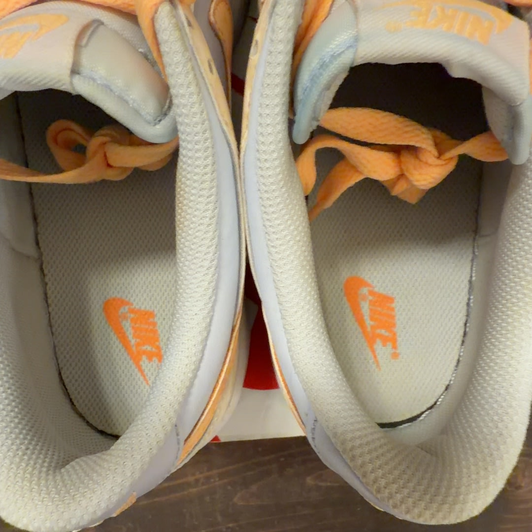 Nike Dunk Low Melon Tint (GS) Size 7Y (Pre-Owned)