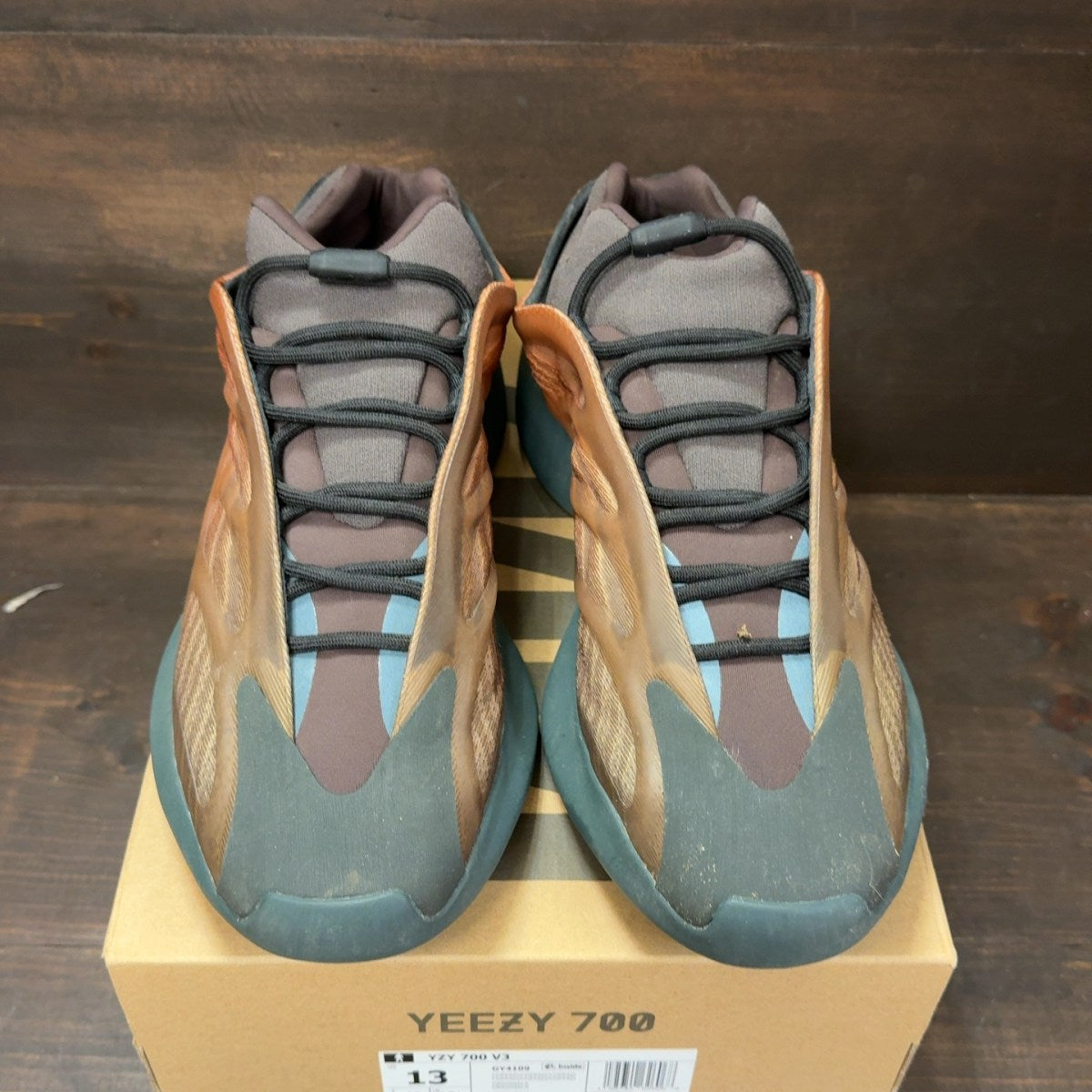 adidas Yeezy 700 V3 Copper Fade - Image 3