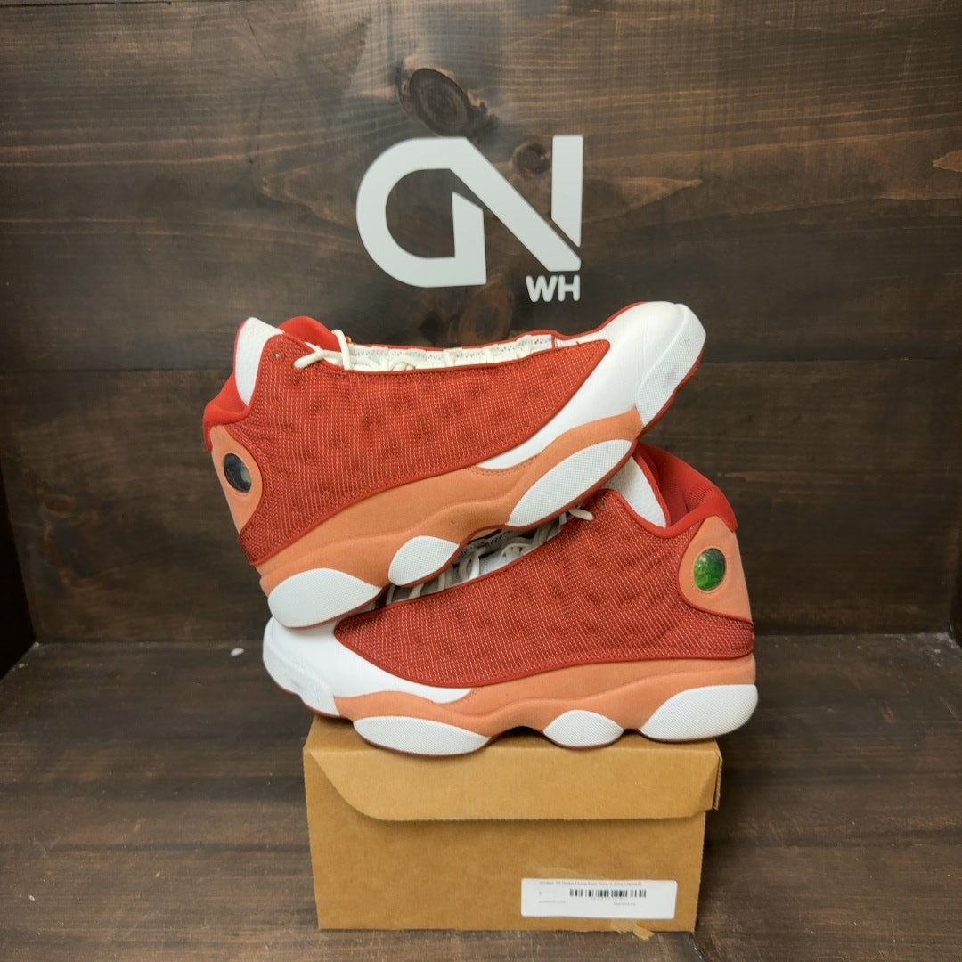 Jordan 13 Retro Dune Red Size 9 (Pre-Owned) - Image 1