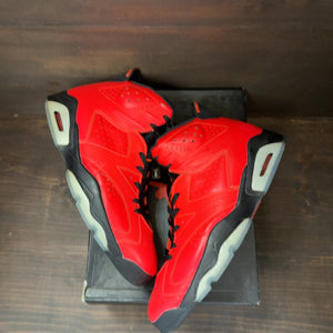 Jordan 6 Retro Infrared 23 (Toro) Size 12 (Pre-Owned) - Image 2
