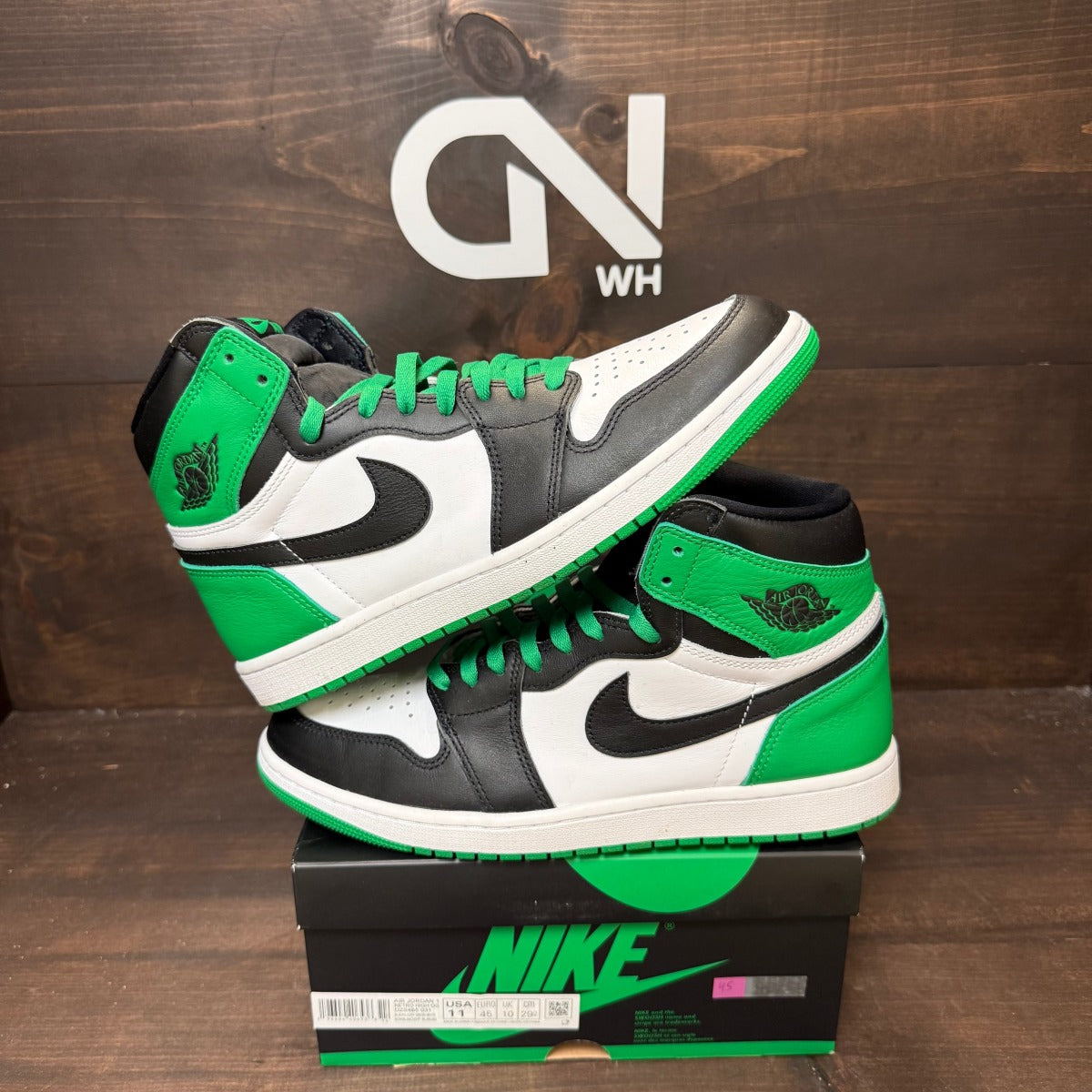Jordan 1 Retro High OG Lucky Green - Image 1