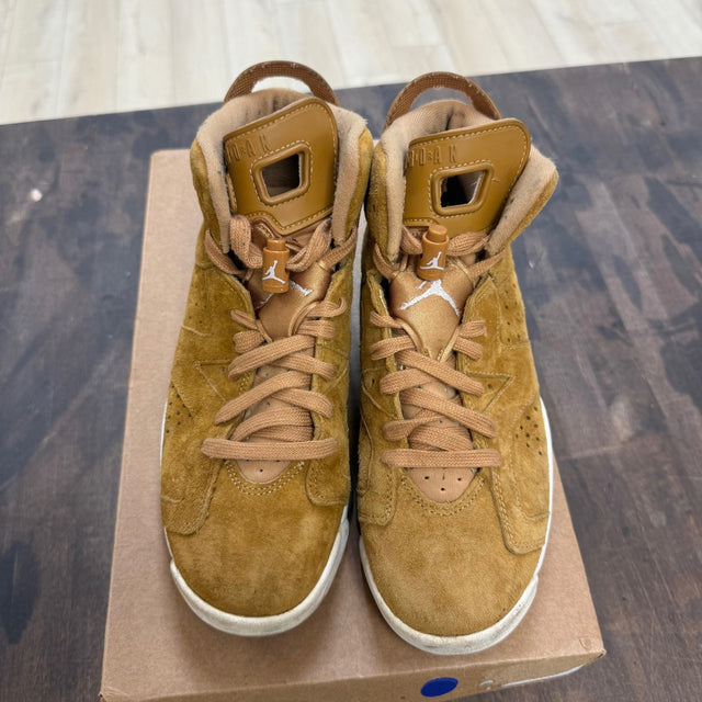 Jordan 6 Retro Wheat (GS) Size 6.5Y (Pre-Owned) - Image 2